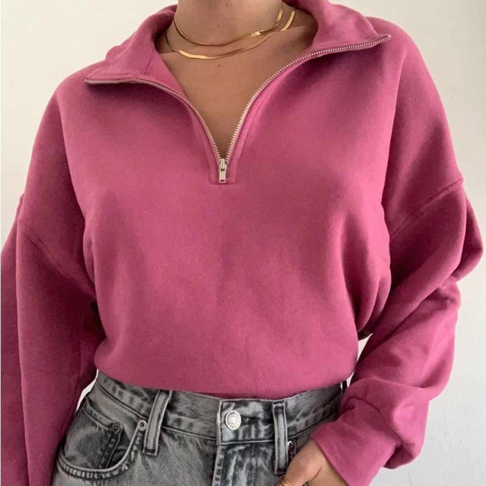 XIRENA duke sweatshirt in pink glo
